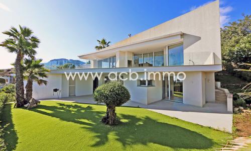 En venta Villa de lujo en Monte Pego